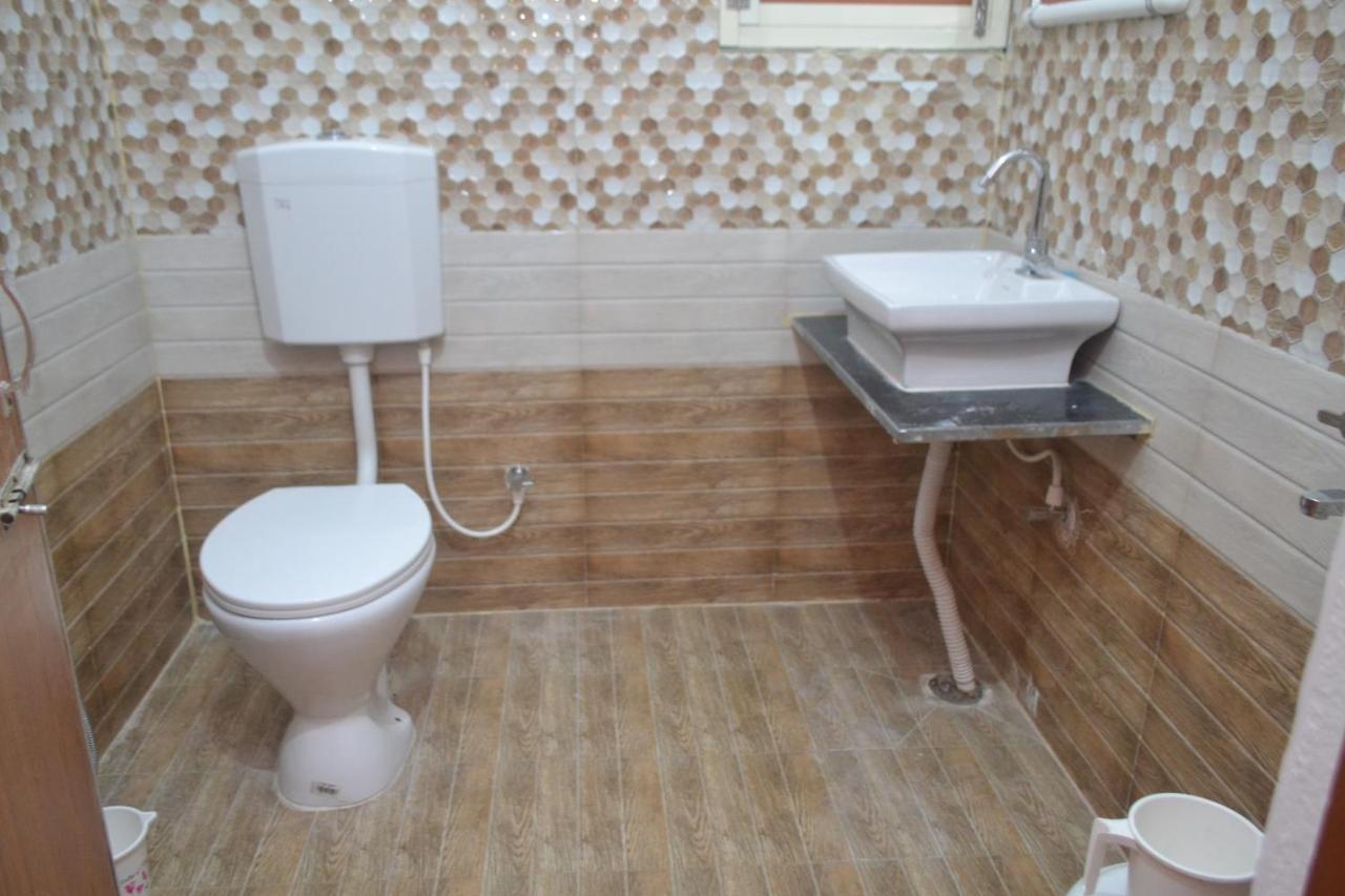 Hotel Golden Palace Kendrapara Exterior foto